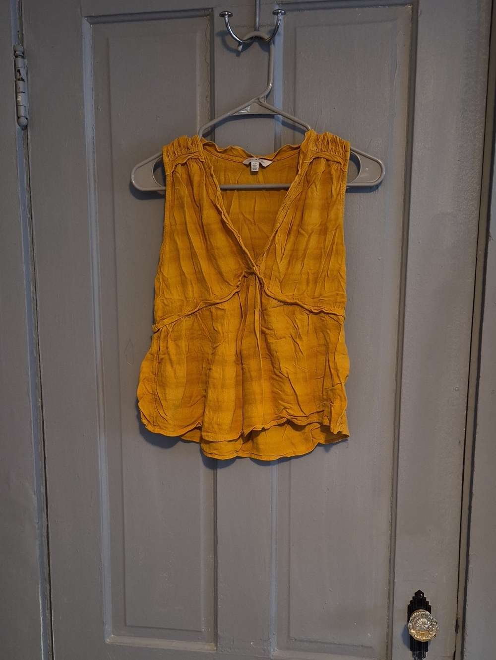 Women's Yellow V-Neck Sleeveless Gathered Camisole